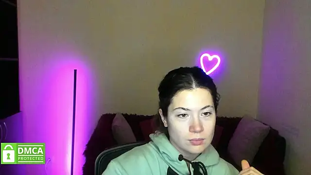 Snapshot of Alicia_redfollow chatting on December 4, 2025, 12:26 pm Alicia redfollow online show from December 4, 2025, 12:26 pm