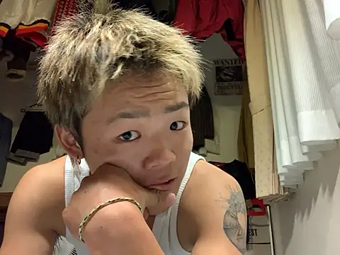 kuma0908 online show from September 11, 2025, 12:38 pm