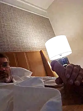 tileguyyy online show from October 2, 2025, 5:11 am