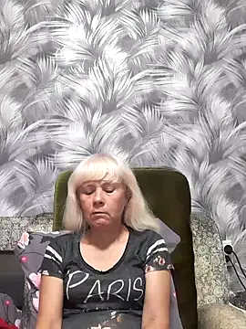 sakura blonde online show from October 29, 2025, 6:23 am