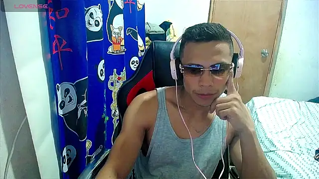 Willy Mate online show from December 25, 2024, 9:13 am