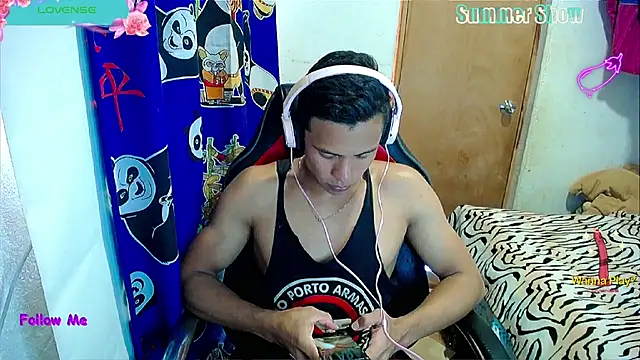 Willy Mate online show from December 20, 2024, 6:13 pm