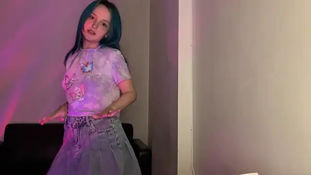 bumble bee online show from January 4, 2025, 11:33 am