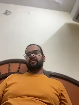 Arsh Loves Luv online show from January 2, 2025, 5:18 pm