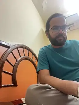 Arsh Loves Luv online show from December 23, 2024, 8:00 am