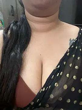 Akhi Akshaya online show from January 7, 2025, 10:08 pm