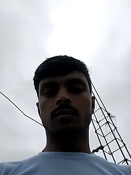 Snapshot of Suraj223kumar chatting on October 31, 2025, 5:15 am Suraj223kumar online show from October 31, 2025, 5:15 am