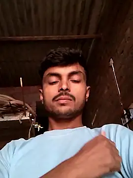 Snapshot of Suraj223kumar chatting on October 12, 2025, 12:56 am Suraj223kumar online show from October 12, 2025, 12:56 am