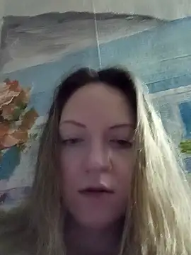 KattyLuuu online show from January 14, 2026, 10:35 pm