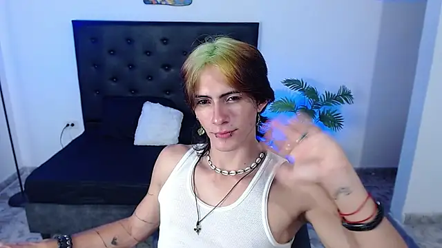 Snapshot of andreey50 chatting on December 2, 2025, 8:10 pm andreey50 online show from December 2, 2025, 8:10 pm