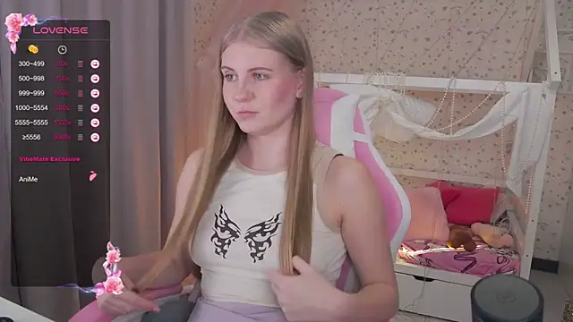 Miss Esmiie online show from January 3, 2025, 7:16 am