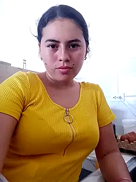 sweetfantacies18 online show from November 8, 2025, 5:49 pm