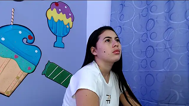 sweetfantacies18 online show from March 12, 2025, 12:42 am