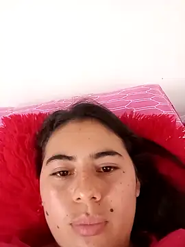 sweetfantacies18 online show from October 21, 2025, 5:23 pm