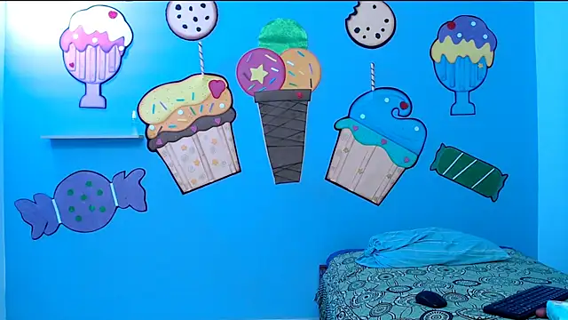 sweetfantacies18 online show from March 13, 2025, 1:21 am