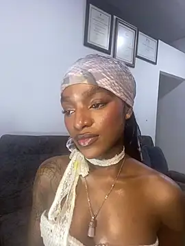 Zizi-campbel online show from March 8, 2025, 10:00 am