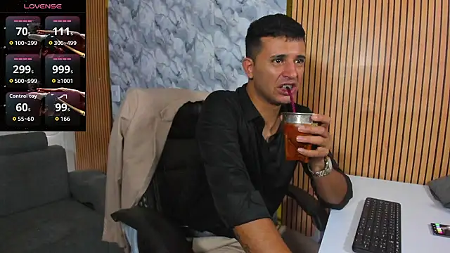 Hideintheoffice online show from January 7, 2026, 10:37 pm