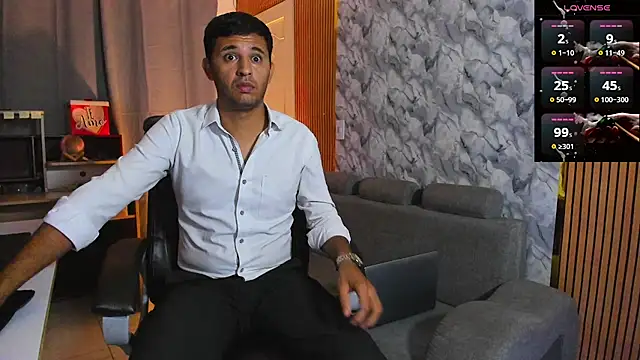 Hideintheoffice online show from February 12, 2026, 7:30 am