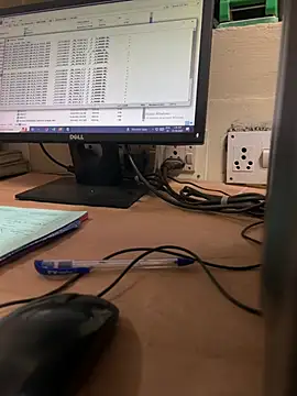 Hillz king 98 online show from February 28, 2025, 8:28 pm