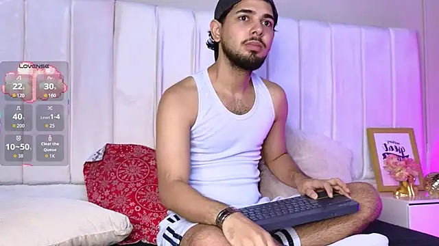 Samir bear online show from November 11, 2025, 12:55 pm