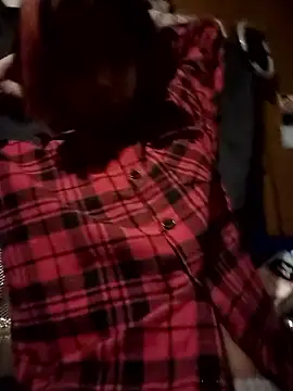 carmelbbyx22 online show from January 10, 2026, 4:57 pm