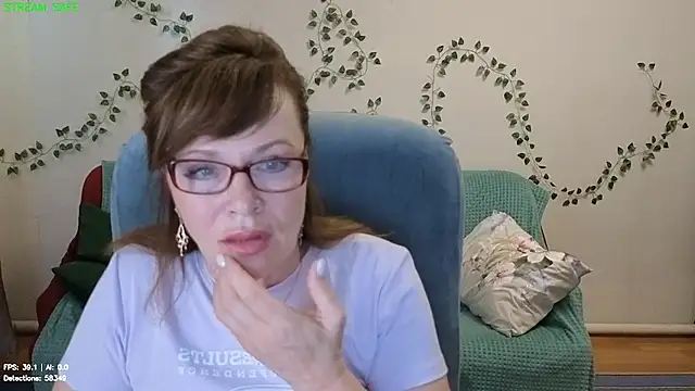 Snapshot of Miss_Moren chatting on July 27, 2026, 5:14 am Miss Moren online show from July 27, 2026, 5:14 am
