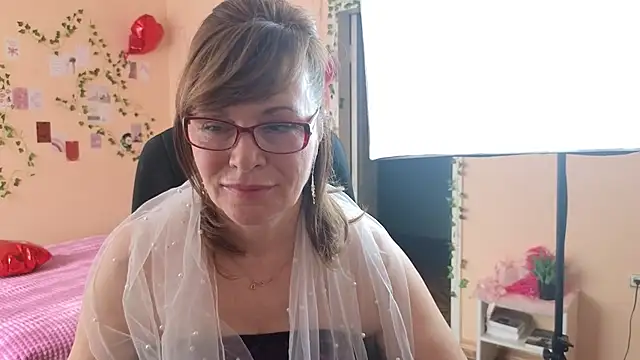 Miss Moren online show from March 16, 2026, 6:17 am