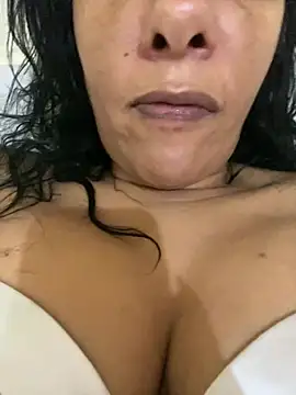 briannaa557 online show from January 11, 2025, 11:23 am