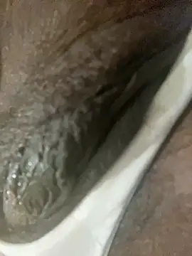 briannaa557 online show from March 12, 2025, 9:55 am