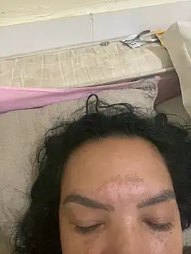 briannaa557 online show from December 21, 2024, 10:06 am