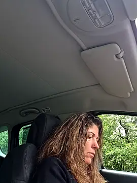 sansan2411 online show from April 14, 2026, 11:59 am