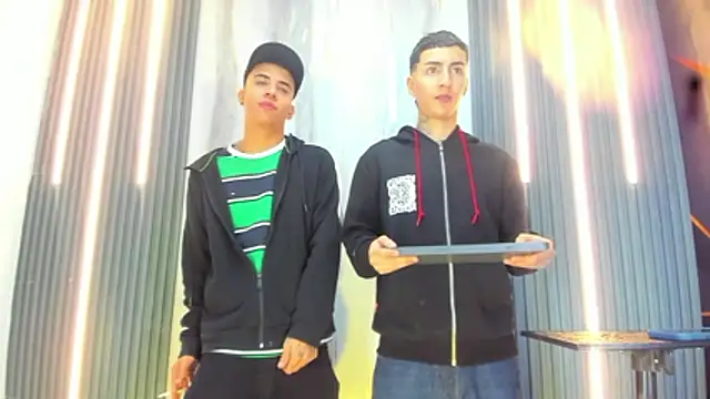 Snapshot of Angel_xxx chatting on March 26, 2026, 4:44 am Angel xxx online show from March 26, 2026, 4:44 am