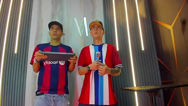 Snapshot of Angel_xxx chatting on March 24, 2026, 5:40 am Angel xxx online show from March 24, 2026, 5:40 am