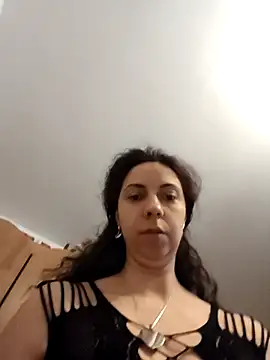 naughty69curls online show from April 9, 2026, 7:53 pm