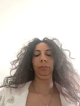 Snapshot of naughty69curls chatting on November 16, 2025, 9:03 am naughty69curls online show from November 16, 2025, 9:03 am