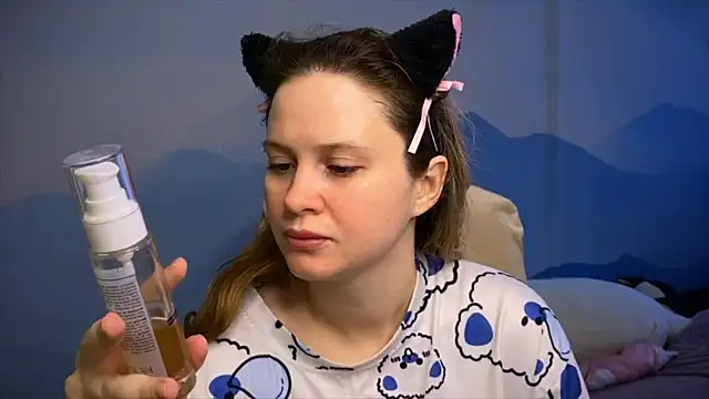 IlonaMurf online show from February 21, 2026, 7:21 am