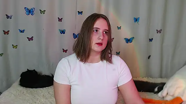 Phantommira online show from February 7, 2025, 10:19 pm