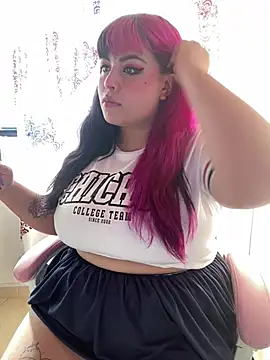 Pinky-Flower online show from February 4, 2025, 8:38 pm