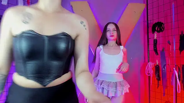 MrAlexia Queen BDSM online show from March 21, 2025, 3:44 am