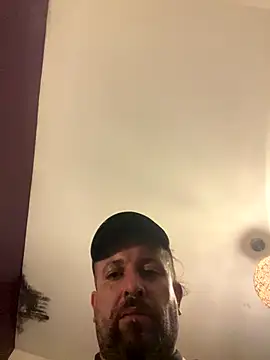 Snapshot of Pichonbendo chatting on November 21, 2025, 11:26 pm Pichonbendo online show from November 21, 2025, 11:26 pm