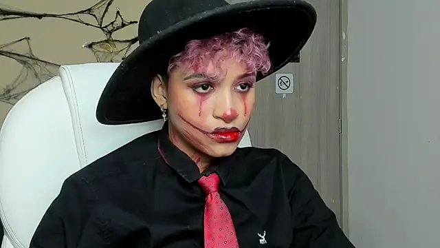 Dominick jones online show from October 12, 2025, 4:14 am