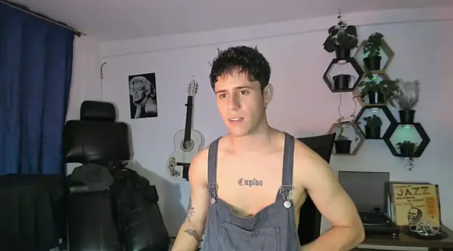 Antonello Vannucci online show from February 24, 2025, 11:41 pm