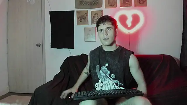 Antonello Vannucci online show from January 3, 2025, 12:00 am