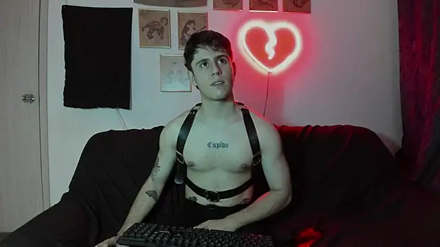 Antonello Vannucci online show from January 3, 2025, 9:05 pm