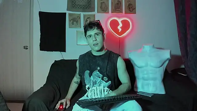 Antonello Vannucci online show from January 1, 2025, 8:47 pm