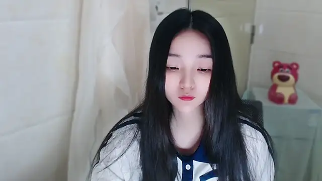 xiao-xiao-D online show from March 11, 2026, 5:12 am