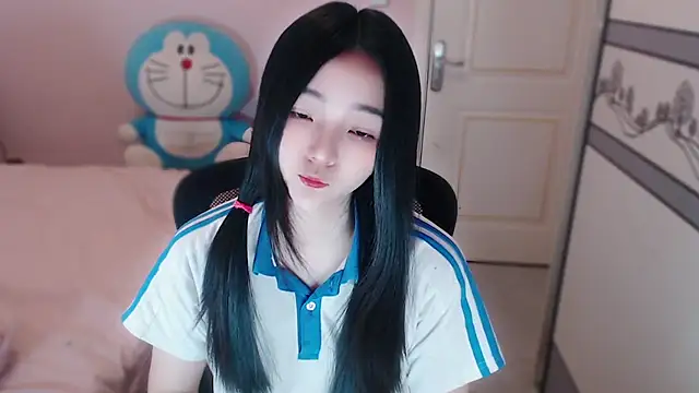 xiao-xiao-D online show from November 25, 2025, 4:57 am