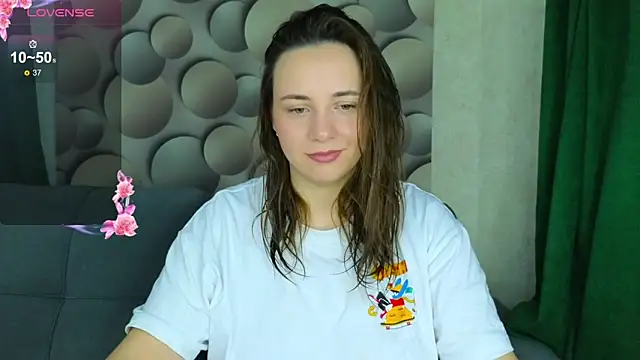 Snapshot of Cute_smile_sharon chatting on October 25, 2025, 3:38 am Cute smile sharon online show from October 25, 2025, 3:38 am