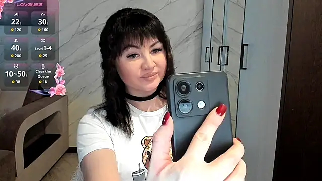 KarinaGoddess online show from February 26, 2026, 3:50 am