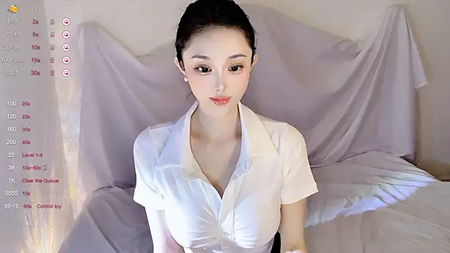 Irene--- online show from November 13, 2025, 12:03 am